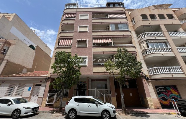 Resale - Apartment / flat - Torrevieja - Playa del Cura