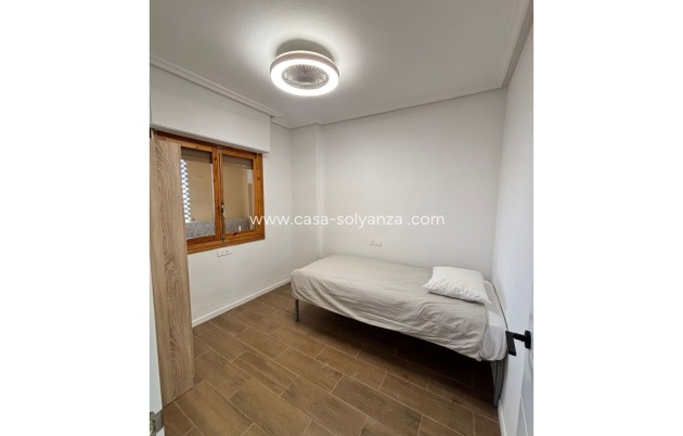 Resale - Apartment / flat - Punta Prima - Costa Blanca