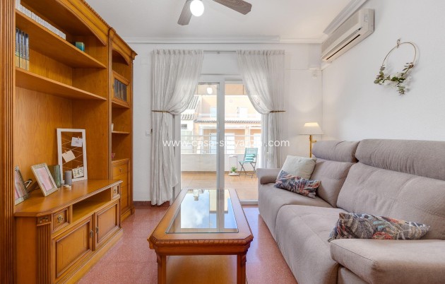 Resale - Apartment / flat - Torrevieja - Paseo Maritimo