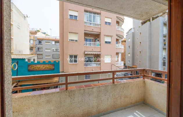 Resale - Apartment / flat - Torrevieja - Estacion Autobuses