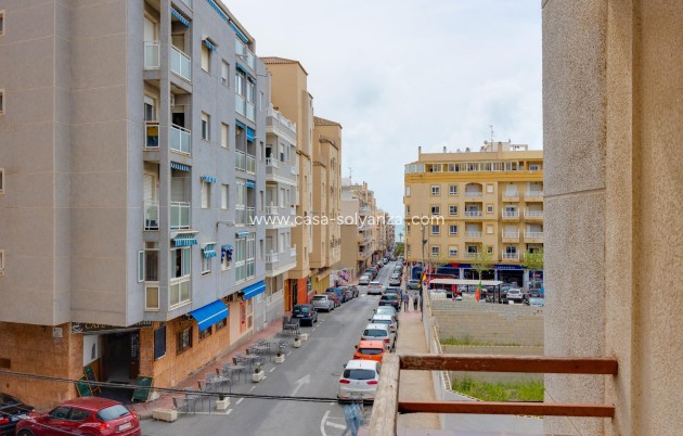 Resale - Apartment / flat - Torrevieja - Estacion Autobuses
