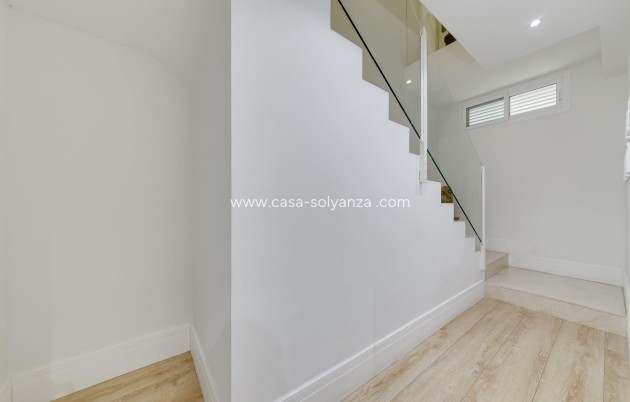 Herverkoop - Appartement / flat - Torrevieja - Playa del Cura