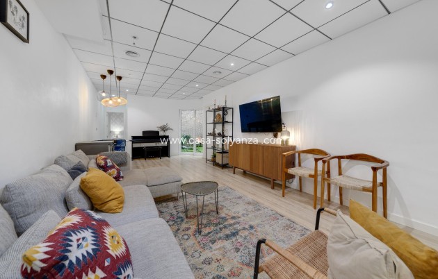 Herverkoop - Appartement / flat - Torrevieja - Playa del Cura