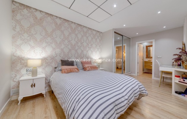 Herverkoop - Appartement / flat - Torrevieja - Playa del Cura