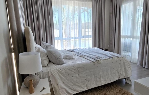 Resale - Villa - Orihuela - Montepinar-la Aparecida-raiguero