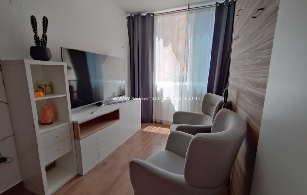 Resale - Apartment / flat - Torrevieja - La Mata