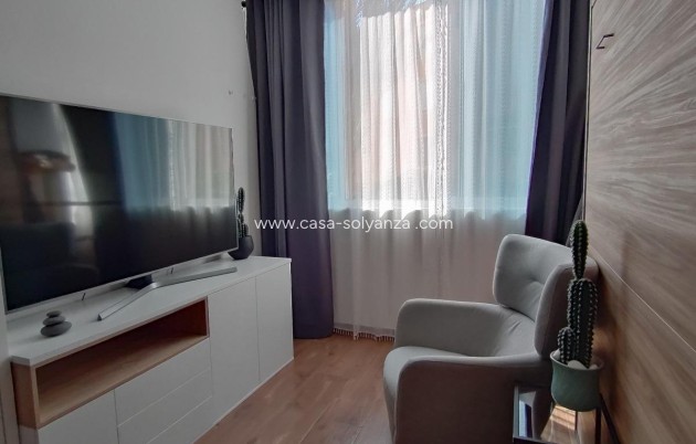 Resale - Apartment / flat - Torrevieja - La Mata