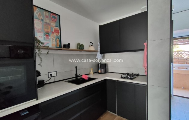 Resale - Apartment / flat - Torrevieja - La Mata
