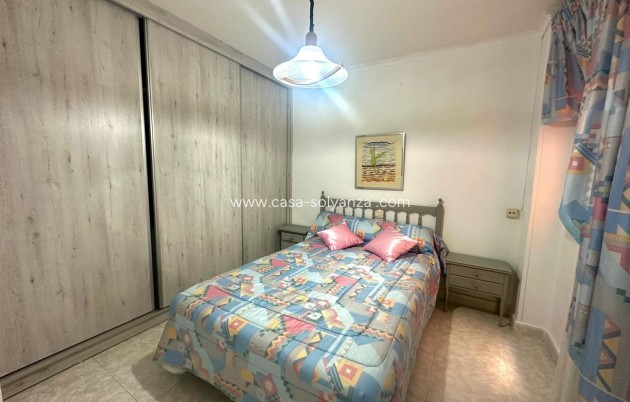 Resale - Apartment / flat - Torrevieja - Center
