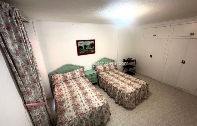 Resale - Apartment / flat - Torrevieja - Center