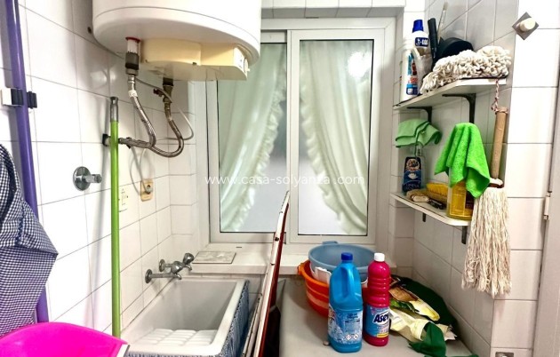 Resale - Apartment / flat - Torrevieja - Center