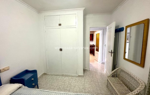 Resale - Apartment / flat - Torrevieja - Center