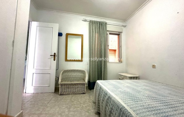 Resale - Apartment / flat - Torrevieja - Center