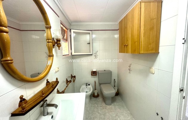 Resale - Apartment / flat - Torrevieja - Center