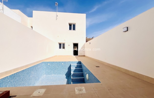 Resale - Townhouse - Pilar de la Horadada - Costa Blanca