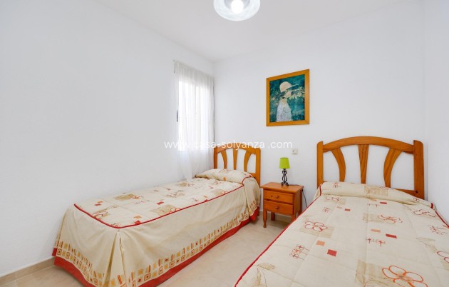 Revente - Bungalow - Torrevieja - Aguas nuevas