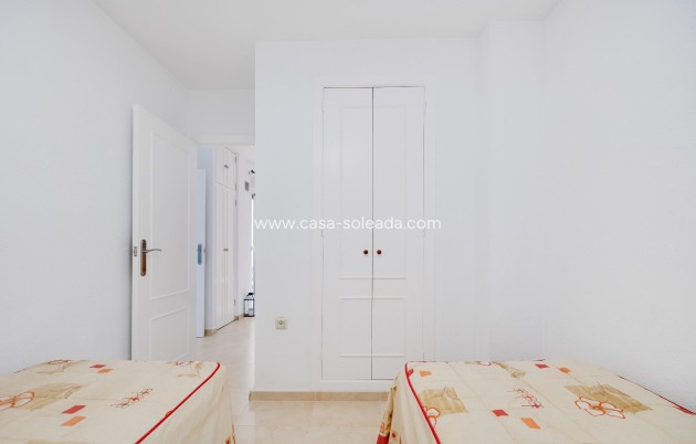 Revente - Bungalow - Torrevieja - Aguas nuevas