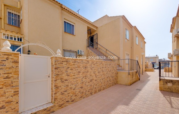 Revente - Bungalow - Torrevieja - Aguas nuevas