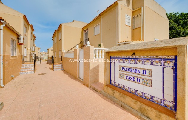 Revente - Bungalow - Torrevieja - Aguas nuevas