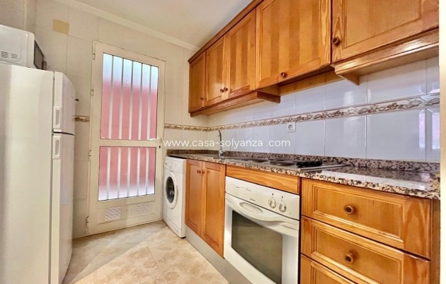 Resale - Apartment / flat - Torrevieja - Parque Las Naciones