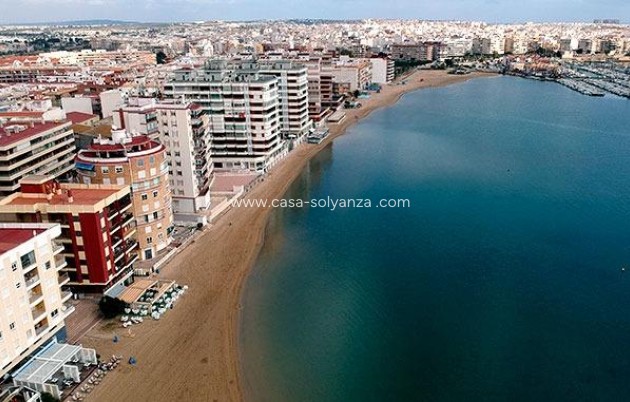 Resale - Apartment / flat - Torrevieja - Parque Las Naciones