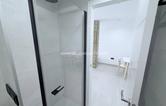 Resale - Apartment / flat - Torrevieja - La Mata