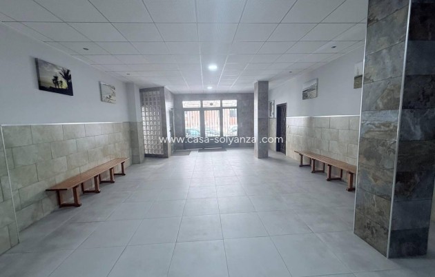 Resale - Apartment / flat - Torrevieja - La Mata
