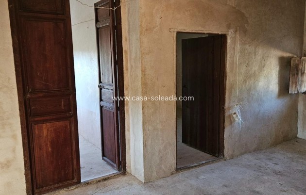 Resale - Villa - Monóvar - Comunidad Valenciana