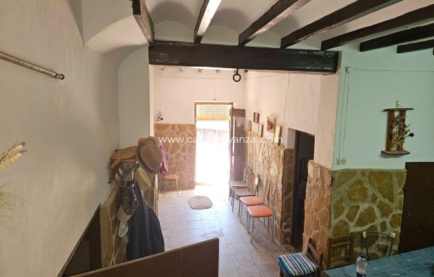 Resale - Villa - Monóvar - Comunidad Valenciana