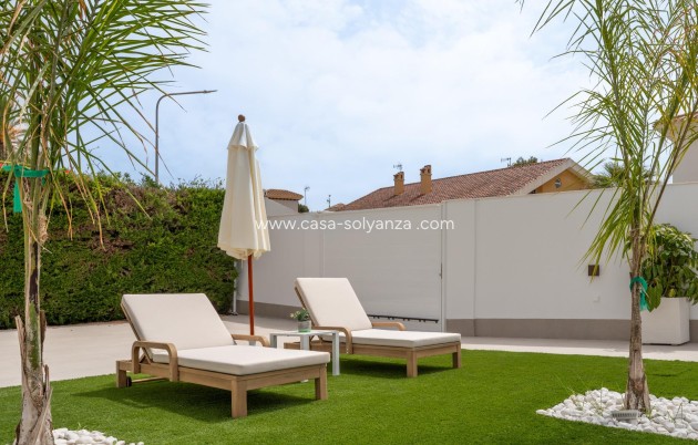 Revente - Villa - Orihuela Costa - Campoamor