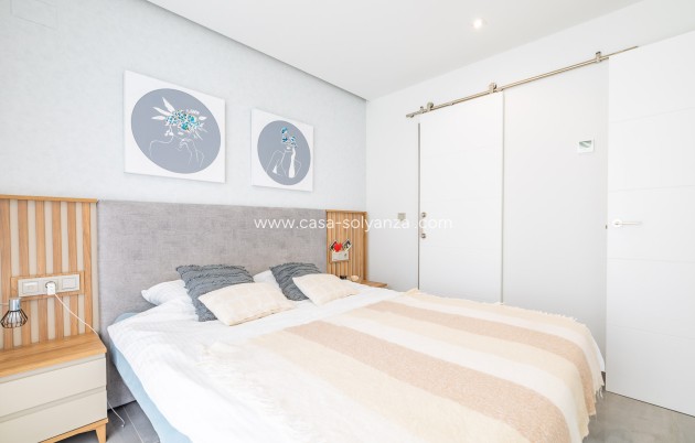 Resale - Villa - Torrevieja - Los Altos