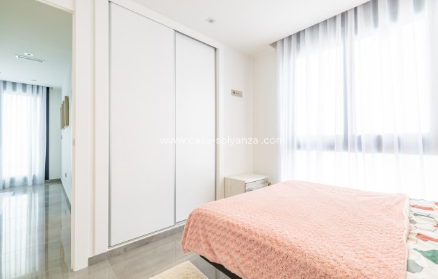 Resale - Villa - Torrevieja - Los Altos