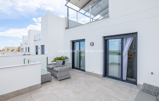 Resale - Villa - Torrevieja - Los Altos