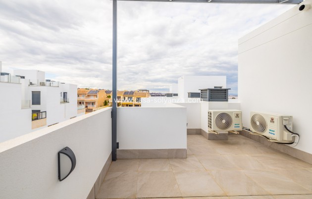 Resale - Villa - Torrevieja - Los Altos