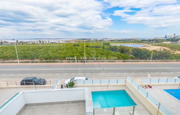 Resale - Villa - Torrevieja - Los Altos