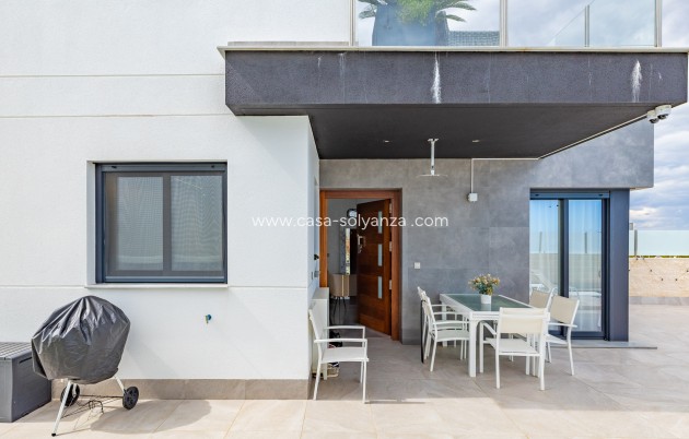 Resale - Villa - Torrevieja - Los Altos