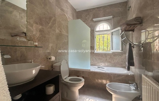 Resale - Villa - Orihuela Costa - Costa Blanca
