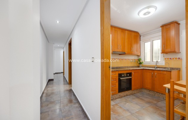 Revente - Appartement - Torrevieja - Center