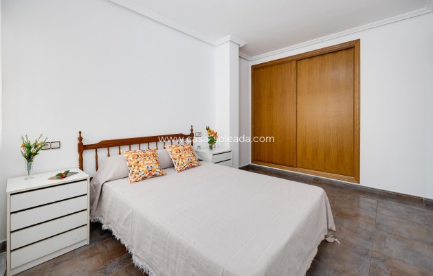 Revente - Appartement - Torrevieja - Center