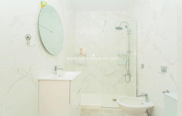 Resale - Apartment / flat - Torrevieja - Playa del Cura