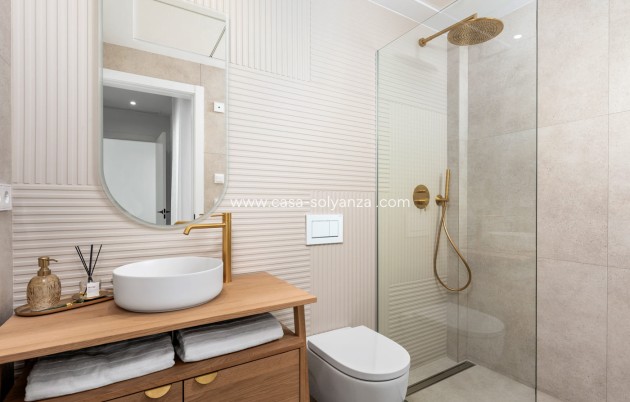 Neue Gebäude - Villa - Polop