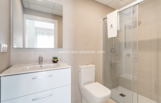 Obra nueva - Apartamento / piso - Torrevieja