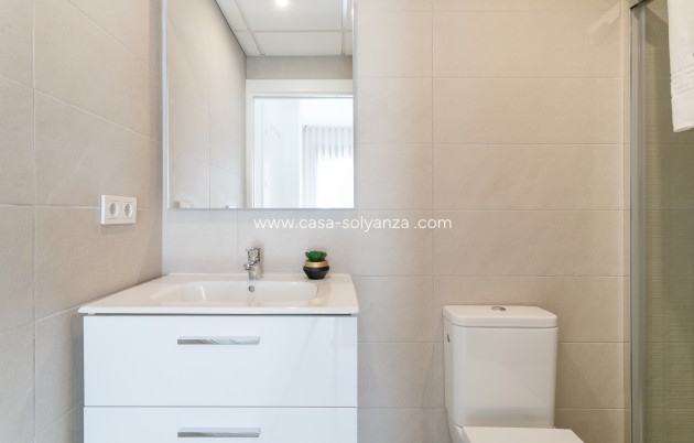 Obra nueva - Apartamento / piso - Torrevieja