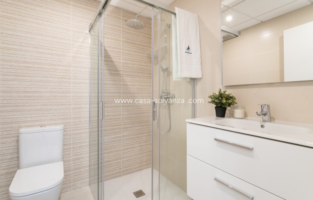 Obra nueva - Apartamento / piso - Torrevieja