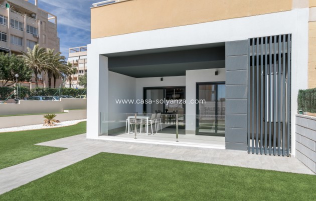 Obra nueva - Apartamento / piso - Torrevieja