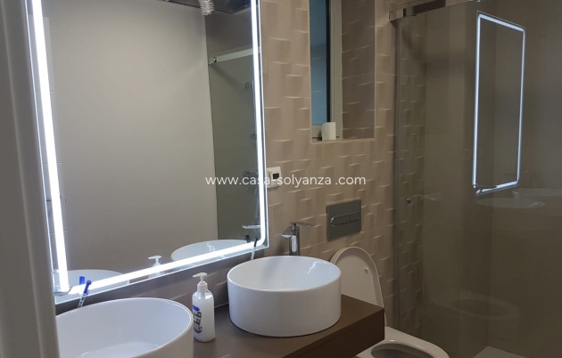 Neue Gebäude - Wohnung - La Cala