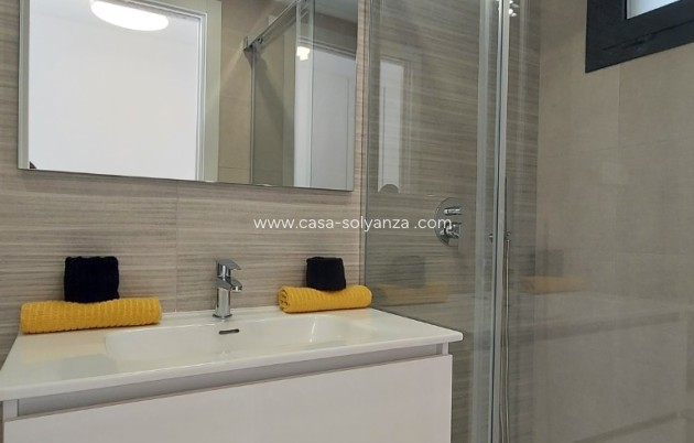 Neue Gebäude - Wohnung - San Miguel de Salinas