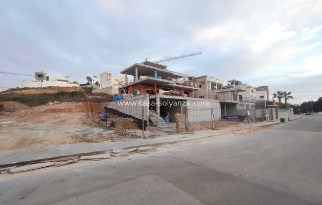 Obra nueva - Villa - Dehesa De Campoamor