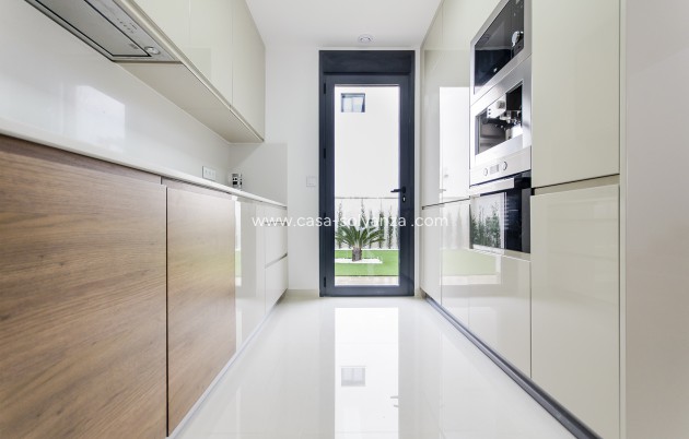 Neue Gebäude - Villa - San Miguel de Salinas