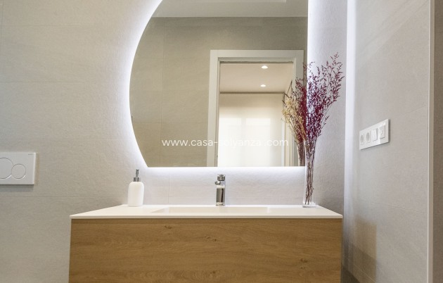 Obra nueva - Villa - Pilar de la Horadada